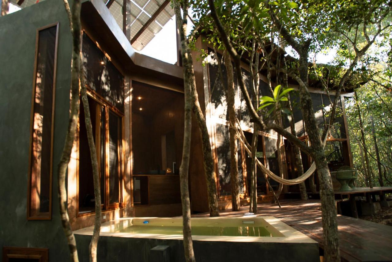 Ojo De Arbol, Boutique Cabin In The Real Jungle Тулум Экстерьер фото